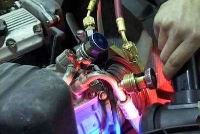 Как отремонтировать кондиционер в машине своими руками?