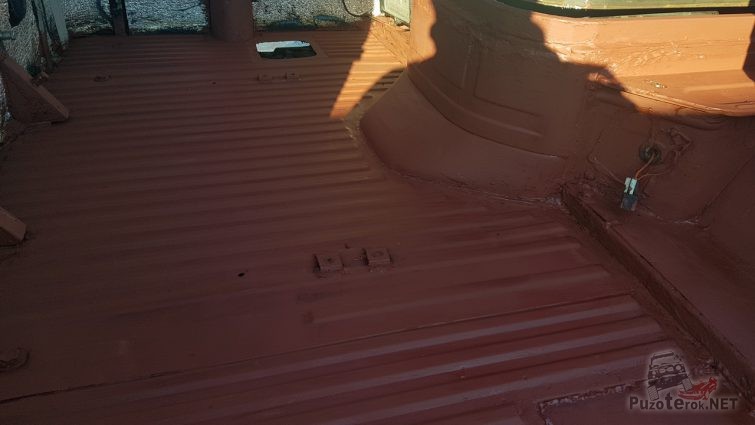 Покраска салона УАЗ корабельным суриком