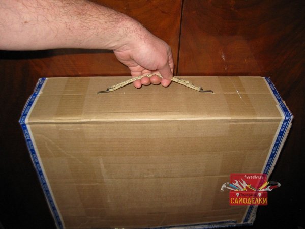 Приспособление для переноса коробок и посылок